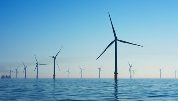 Offshore-wind-workers-last-minute-UK-immigration-extension_edited.jpg