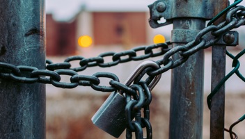 Site-closure-to-close-or-not-to-close-is-there-an-answer-003web.jpg