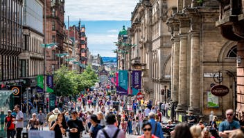 artur-kraft-731701-unsplash-glasgow_lr.jpg
