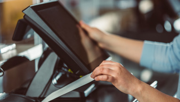 Combating-the-rise-of-workplace-theft_edited.jpg