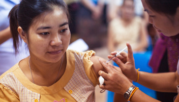Vaccine-Compensation-Schemes-will-these-help-the-global-Covid-vaccine-roll-out.jpg